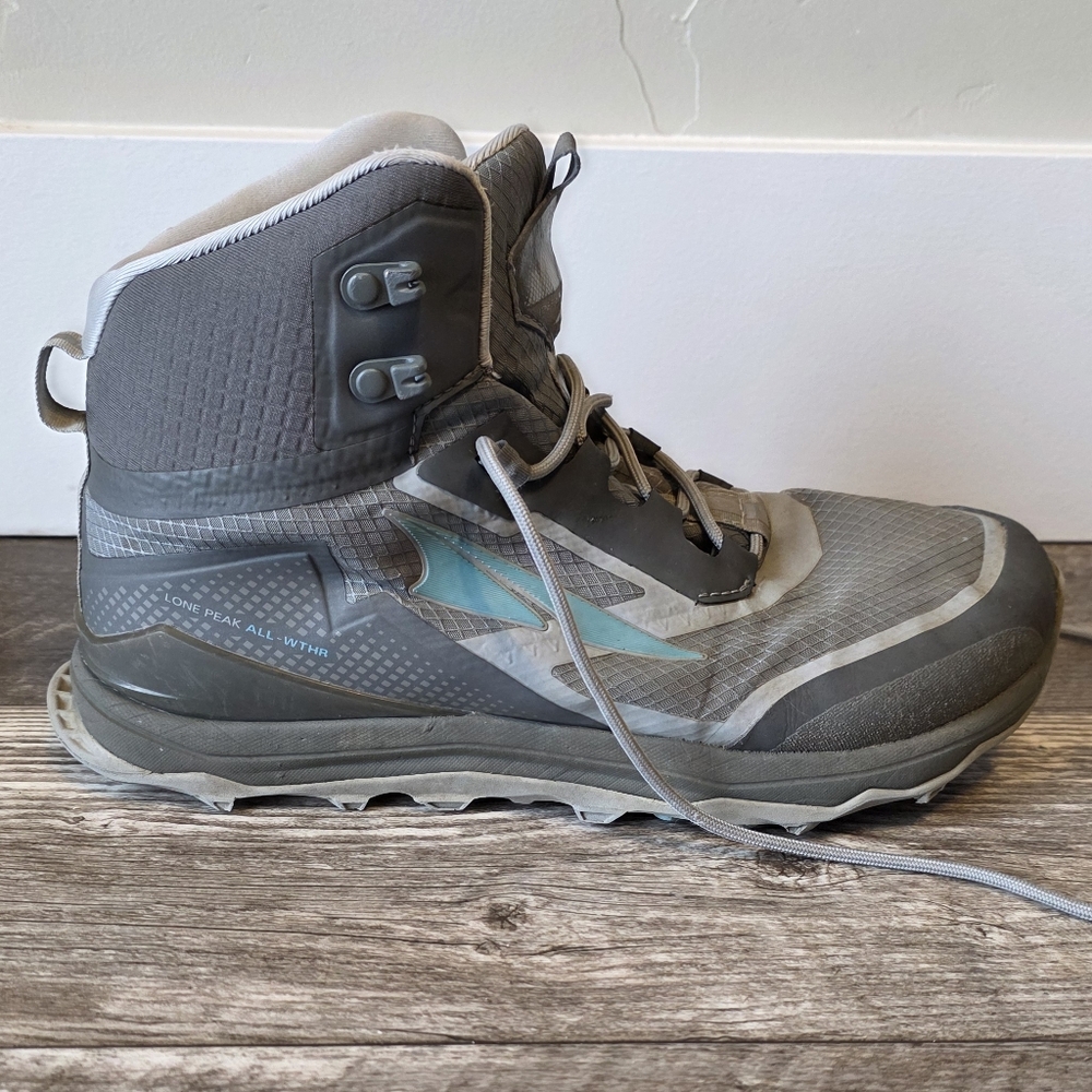 Altra Womens Lone Peak Mid Hiker Hiking Boot All Weather GTX Size 9